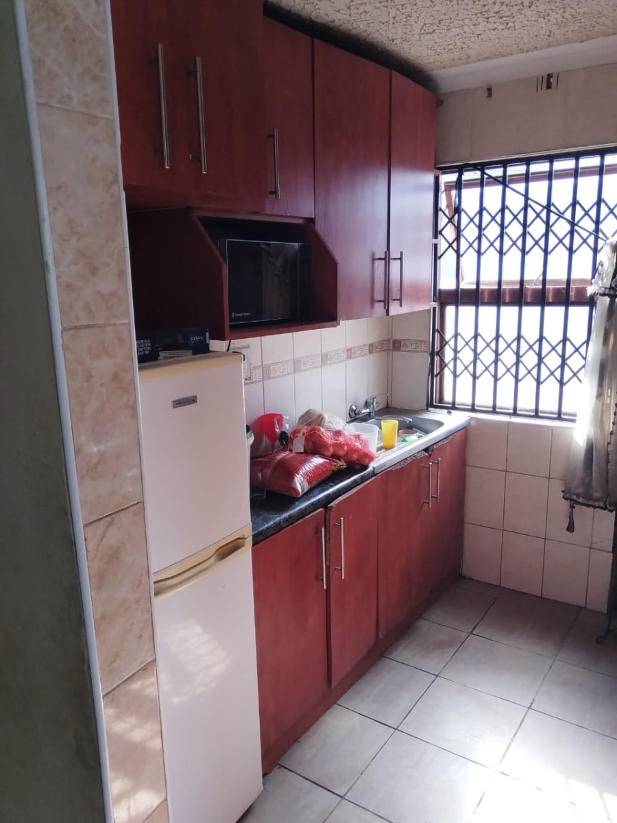 3 Bedroom Property for Sale in Umrhabulo Triangle Western Cape